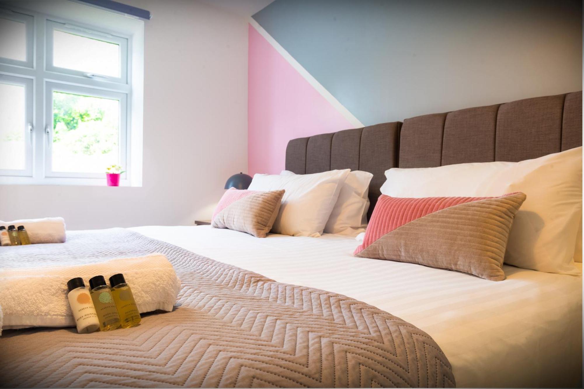 Apartment The Pinky: Cozy Hatfield With Free Parking Hatfield (Hertfordshire)